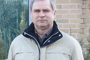 Чл.-кор. РАН, д. ф.-м. н., гл. научный сотрудник В.Д. Степанов