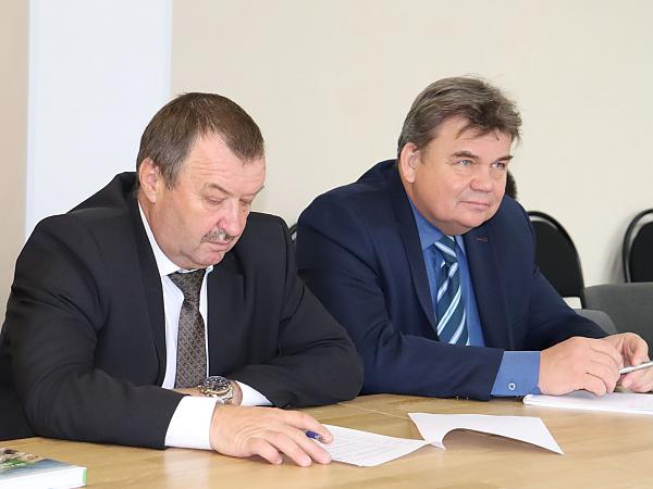 Участники встречи отметили современное значение географических исследований 
Владимира Клавдиевича Арсеньева
