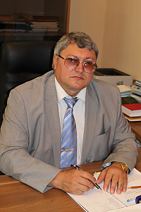 Директор, чл.-корр. РАН, д.т.н. Игорь Юрьевич Рассказов 