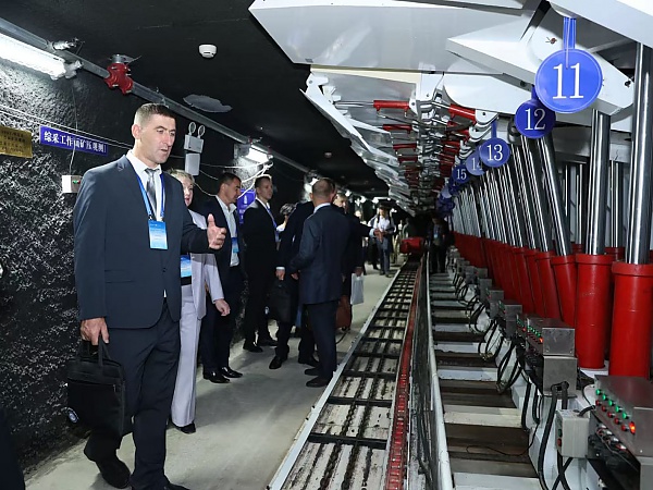 Посещение учебной шахты