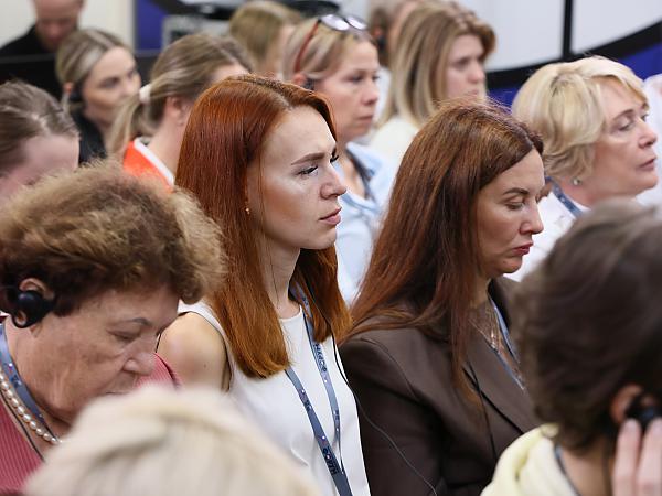 Дискуссионная площадка 
«Женщины, создающие будущее России и Китая. Синергия потенциалов»